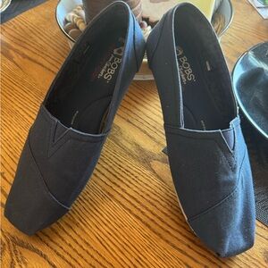 Skechers BOBS Women's Black Loafers